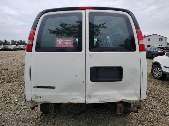 Photo 6 from auction – 2017 CHEVROLET EXPRESS G2 with VIN 1GCWGBFF8H1184218