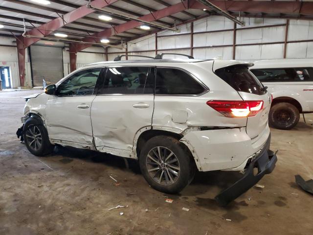 Photo 2 from auction – 2018 TOYOTA HIGHLANDER with VIN 5TDJZRFH3JS531607
