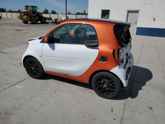 Photo 2 from auction – 2016 SMART FORTWO with VIN WMEFJ5DA5GK073372