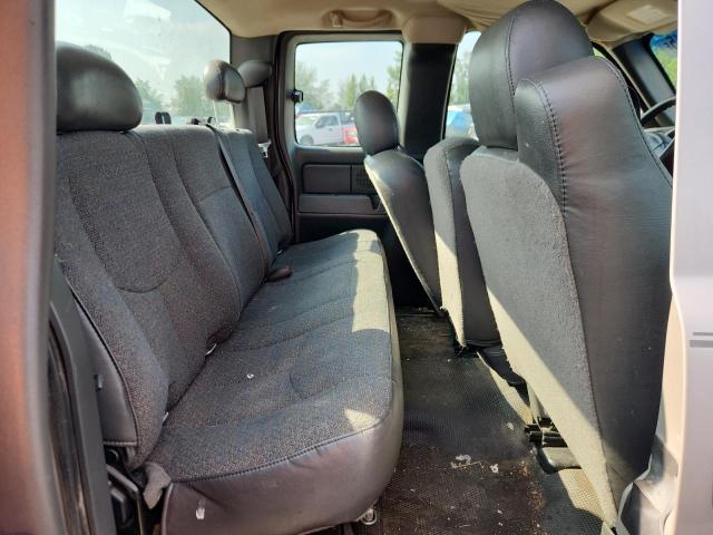 Photo 10 from auction – 2006 CHEVROLET SILVERADO with VIN 1GCEC19Z96Z218902