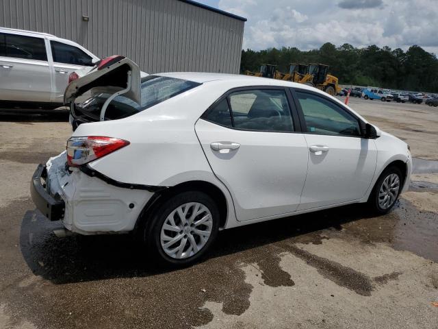 Photo 3 from auction – 2018 TOYOTA COROLLA L with VIN 2T1BURHE5JC032497