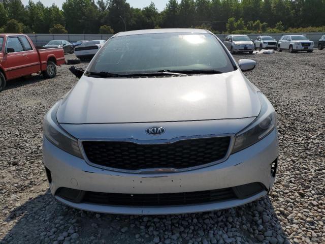 Photo 5 from auction – 2017 KIA FORTE LX with VIN 3KPFL4A78HE048076