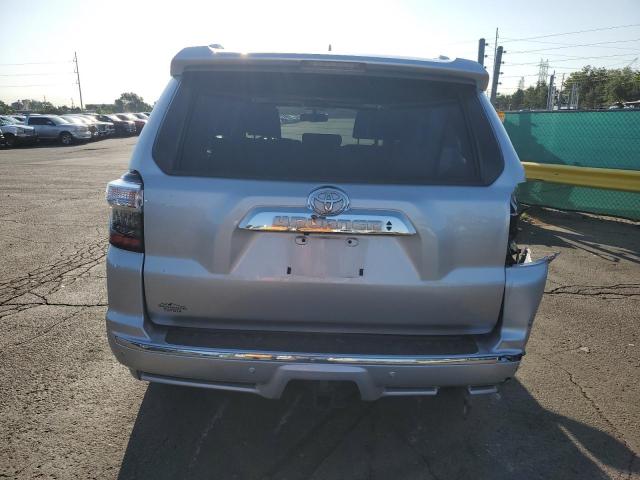 Photo 6 from auction – 2017 TOYOTA 4RUNNER SR with VIN JTEBU5JR4H5411306