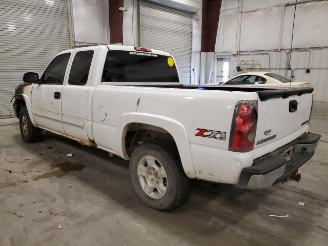 Photo 2 from auction – 2005 CHEVROLET SILVERADO with VIN 1GCEK19B45E137401