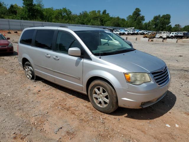 Photo 4 from auction – 2010 CHRYSLER TOWN & COU with VIN 2A4RR5D16AR337349