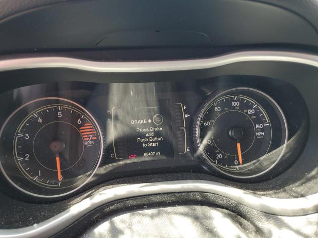 Photo 9 from auction – 2018 JEEP CHEROKEE L with VIN 1C4PJLLB2JD553785