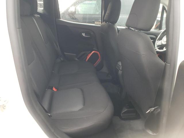 Photo 11 from auction – 2018 JEEP RENEGADE S with VIN ZACCJBAB4JPH37798