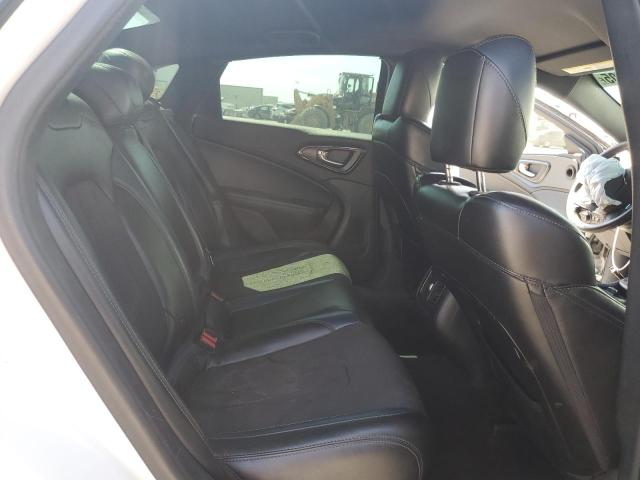 Photo 10 from auction – 2015 CHRYSLER 200 with VIN 1C3CCCBG8FN689897