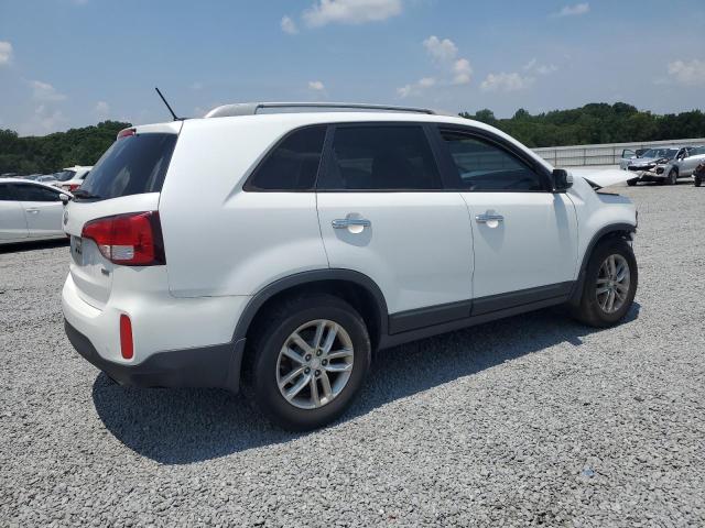 Photo 3 from auction – 2015 KIA SORENTO with VIN 5XYKT3A67FG580421
