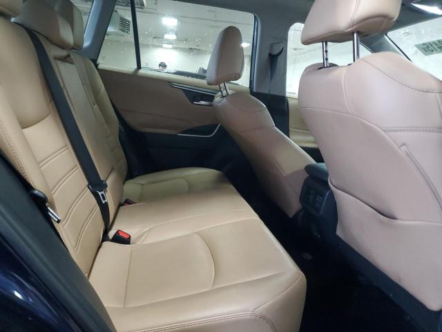Photo 11 from auction – 2021 TOYOTA RAV4 XLE P with VIN 2T3C1RFV0MW159944