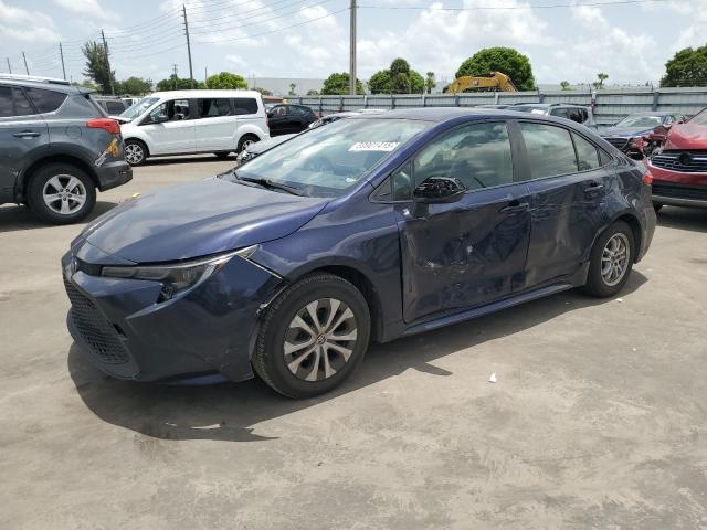 TOYOTA COROLLA LE 2022 with VIN JTDEAMDE7NJ045812 - Photo from auction