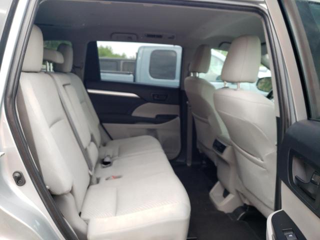 Photo 11 from auction – 2019 TOYOTA HIGHLANDER with VIN 5TDBZRFH4KS957067