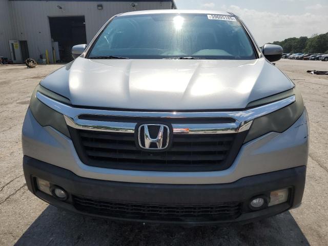 Photo 5 from auction – 2017 HONDA RIDGELINE with VIN 5FPYK2F57HB003011