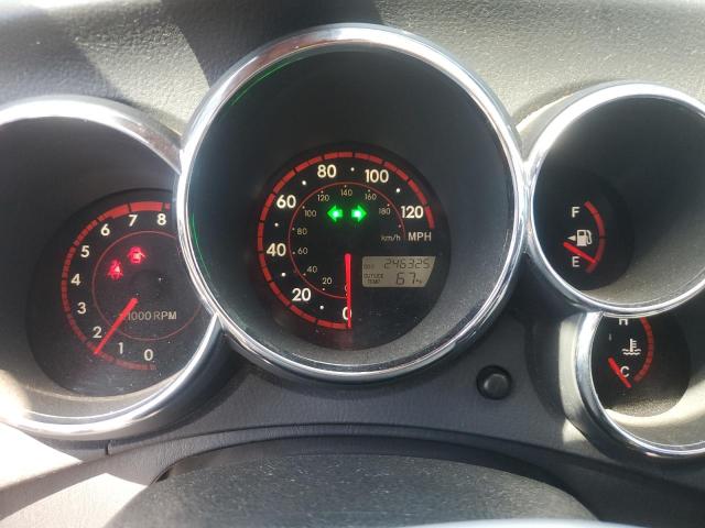Photo 9 from auction – 2006 TOYOTA MATRIX with VIN 2T1KR32E46C597550