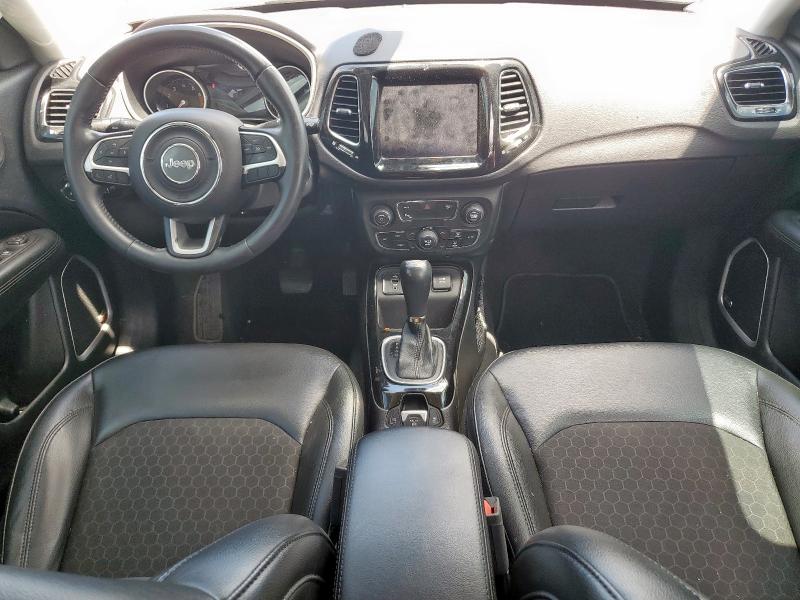 Photo 8 from auction – 2018 JEEP COMPASS LATITUDE with VIN 3C4NJCBB3JT304902