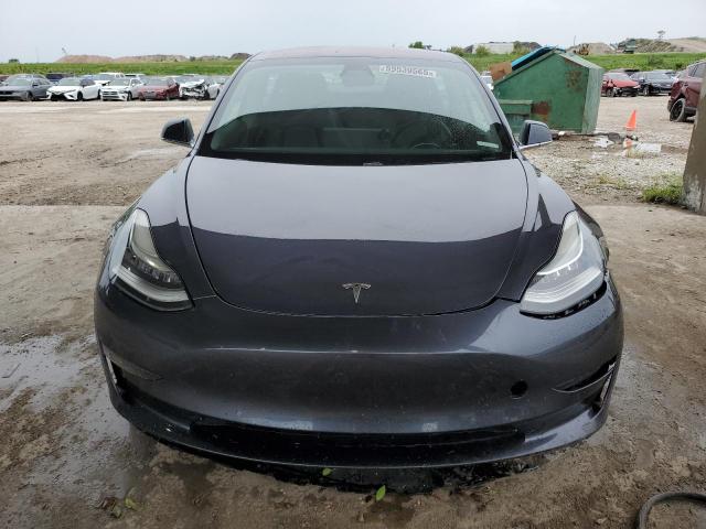 Photo 5 from auction – 2018 TESLA MODEL 3 with VIN 5YJ3E1EA6JF158755