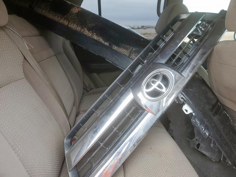 Photo 13 from auction – 2005 TOYOTA 4RUNNER with VIN JTEZT14R050024296