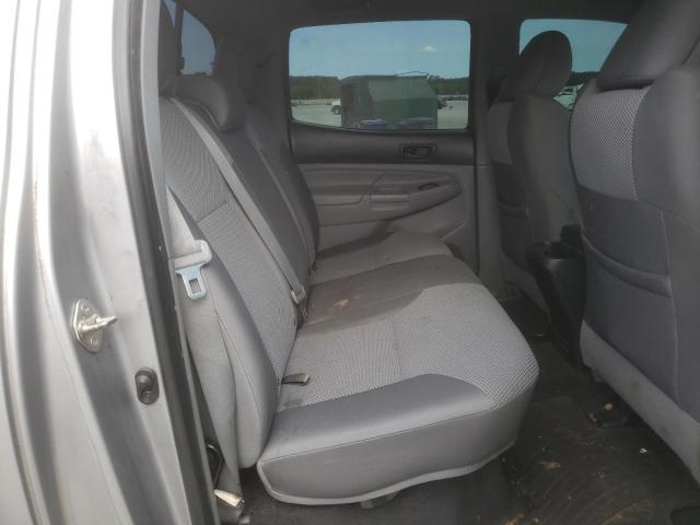 Photo 10 from auction – 2015 TOYOTA TACOMA DOU with VIN 5TFLU4EN5FX147122