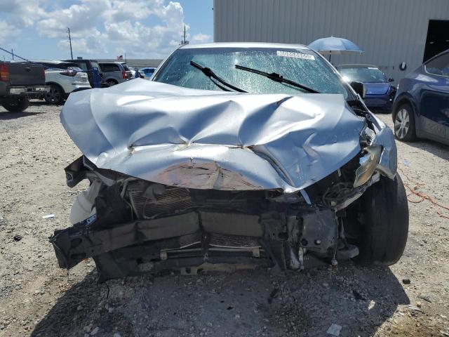 Photo 5 from auction – 2017 TOYOTA CAMRY LE with VIN 4T1BF1FK9HU288090