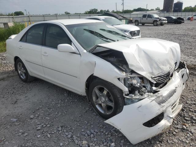 Photo 4 from auction – 2005 TOYOTA CAMRY LE with VIN 4T1BE32K05U579142