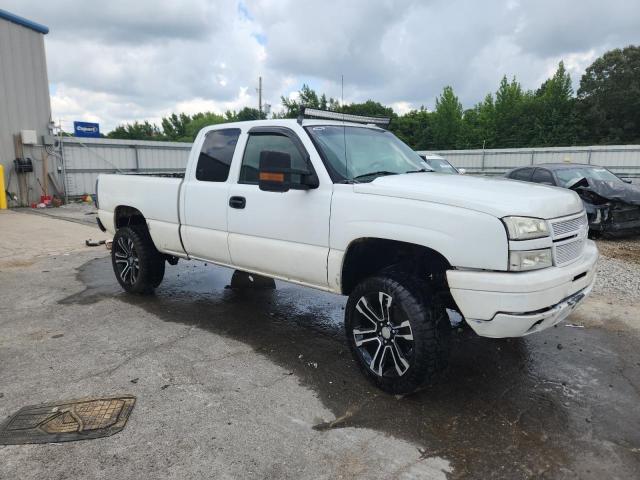 Photo 4 from auction – 2004 CHEVROLET SILVERADO with VIN 1GCEK19T64E151520