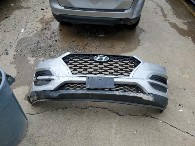 Photo 13 from auction – 2020 HYUNDAI TUCSON SE with VIN KM8J2CA45LU107555
