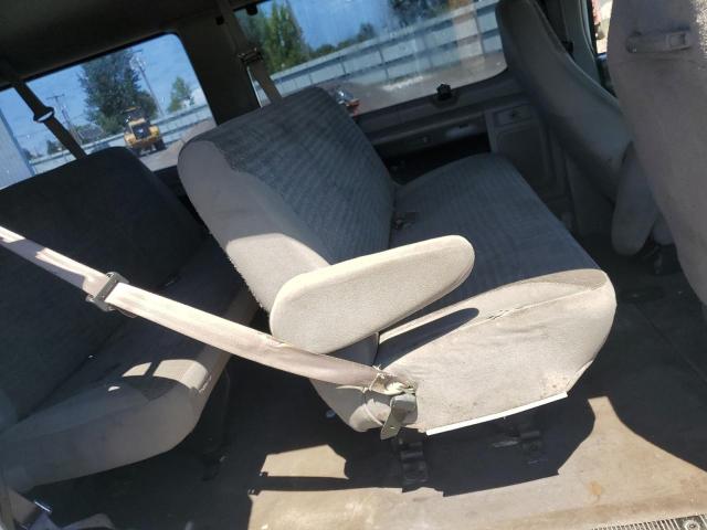 Photo 11 from auction – 2001 FORD ECONOLINE with VIN 1FBSS31L91HA69564