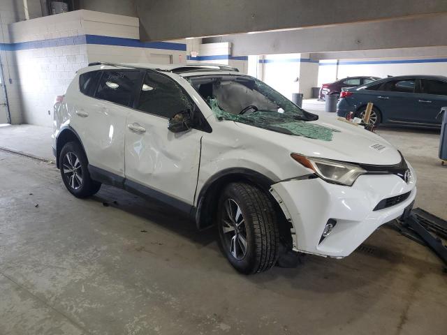 Photo 4 from auction – 2016 TOYOTA RAV4 XLE with VIN JTMRFREV1GJ079455