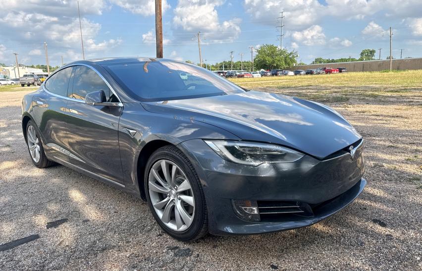 TESLA MODEL S 2017 with VIN 5YJSA1E14HF195384 - Photo from auction