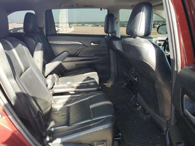Photo 11 from auction – 2018 TOYOTA HIGHLANDER with VIN 5TDJZRFH6JS541838