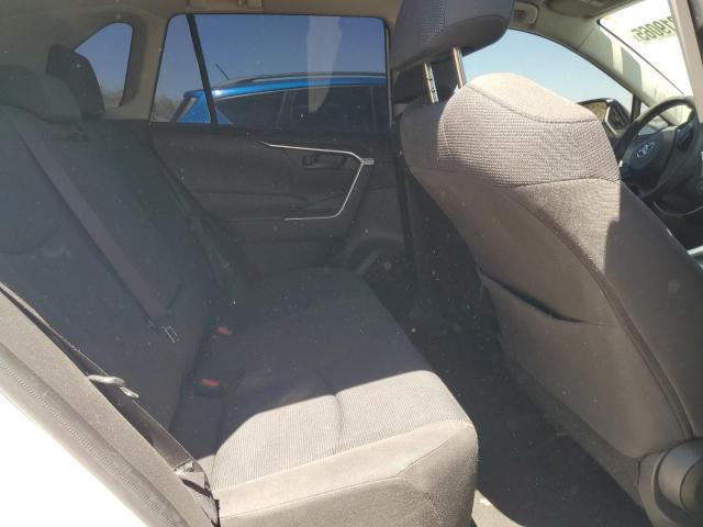 Photo 11 from auction – 2019 TOYOTA RAV4 LE with VIN JTMF1RFV2KD034242