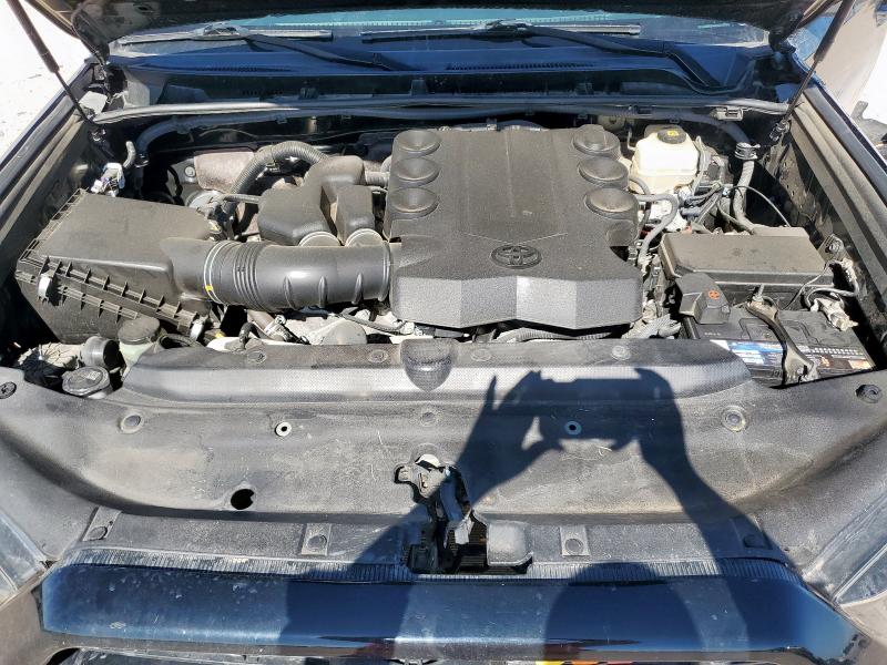 Photo 12 from auction – 2019 TOYOTA 4RUNNER SR with VIN JTEBU5JR8K5645908