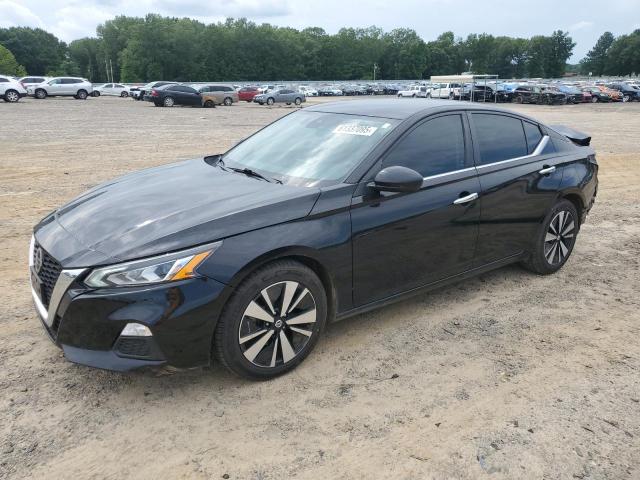 NISSAN ALTIMA SV 2021 with VIN 1N4BL4DV2MN332906 - Photo from auction