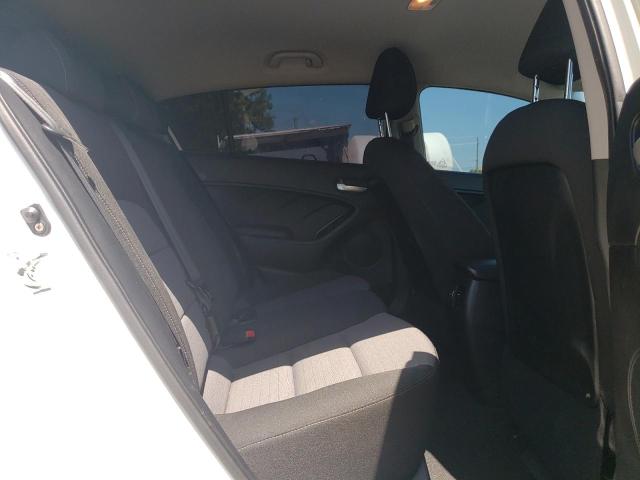 Photo 10 from auction – 2014 KIA FORTE LX with VIN KNAFK5A8XE5216452