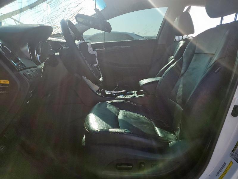 Photo 7 from auction – 2012 HYUNDAI SONATA SE with VIN 5NPEC4AC5CH473297
