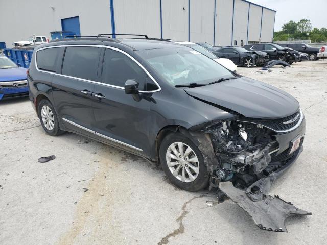 Photo 4 from auction – 2017 CHRYSLER PACIFICA T with VIN 2C4RC1BG5HR763700