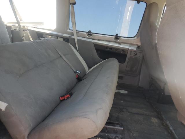 Photo 11 from auction – 2010 FORD ECONOLINE with VIN 1FBNE3BL6ADA74375