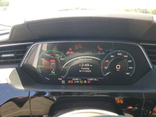Photo 9 from auction – 2019 AUDI E-TRON PRE with VIN WA1VABGE1KB021182