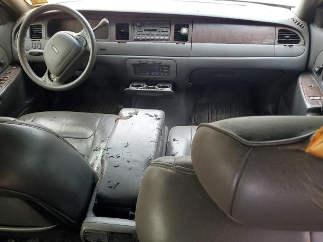 Photo 8 from auction – 2001 LINCOLN TOWNCAR with VIN 1LNHM81W51Y632502
