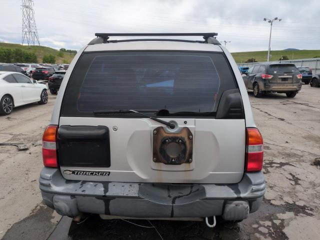Photo 6 from auction – 2002 CHEVROLET TRACKER with VIN 2CNBJ13C726916911