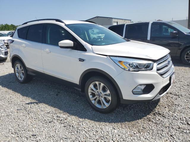 Photo 4 from auction – 2017 FORD ESCAPE SE with VIN 1FMCU9GD1HUD38019