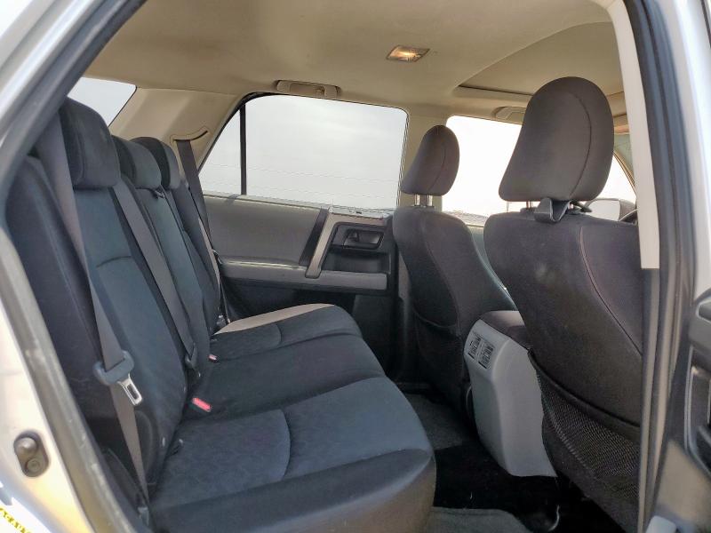 Photo 11 from auction – 2010 TOYOTA 4RUNNER SR with VIN JTEBU5JR2A5019298