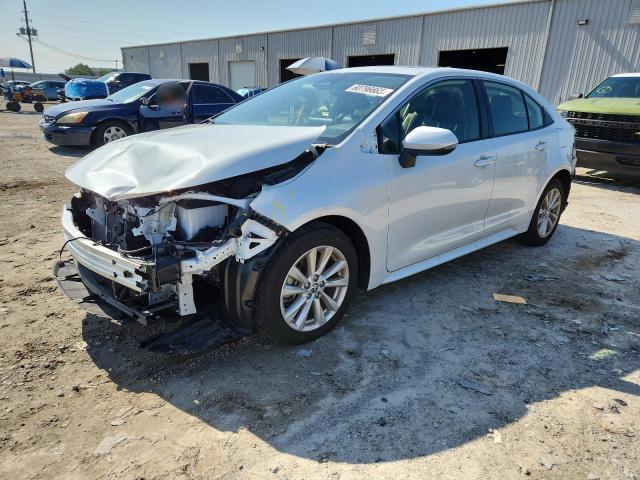 TOYOTA COROLLA LE 2024 with VIN JTDBCMFE6R3043926 - Photo from auction