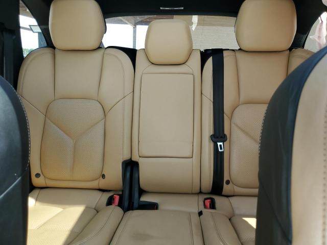 Photo 10 from auction – 2016 PORSCHE CAYENNE with VIN WP1AA2A26GLA09807