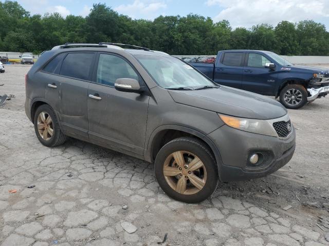 Photo 4 from auction – 2013 KIA SORENTO with VIN 5XYKU4A62DG336420