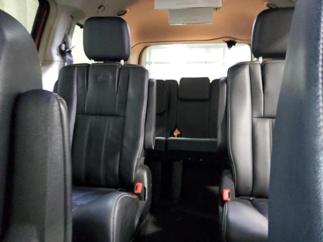 Photo 10 from auction – 2015 CHRYSLER TOWN & COU with VIN 2C4RC1BG2FR753025