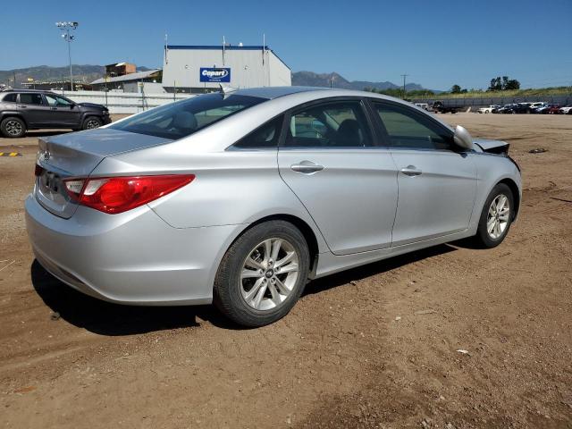 Photo 3 from auction – 2011 HYUNDAI SONATA GLS with VIN 5NPEB4AC0BH285546