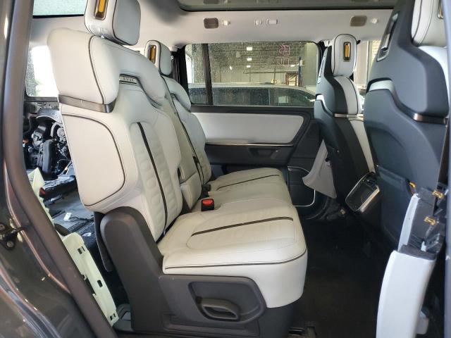 Photo 11 from auction – 2025 RIVIAN R1S ADVENT with VIN 7PDSGBBA9SN064963