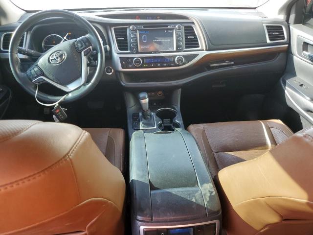 Photo 8 from auction – 2017 TOYOTA HIGHLANDER with VIN 5TDDZRFH2HS447043