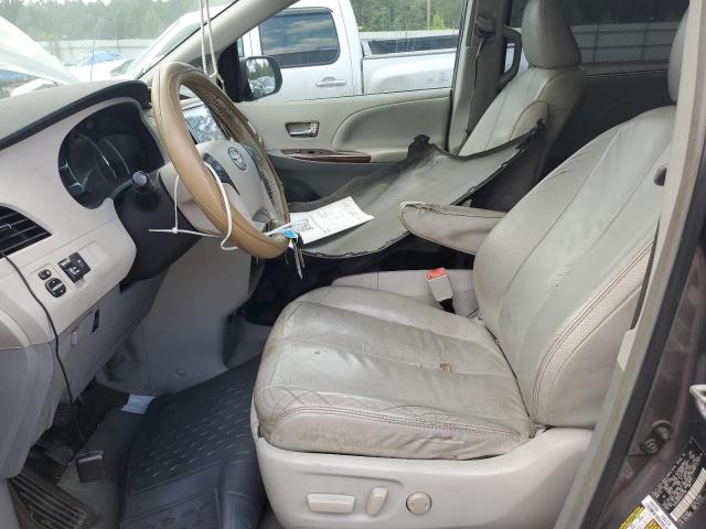 Photo 7 from auction – 2011 TOYOTA SIENNA XLE with VIN 5TDYK3DC7BS147158